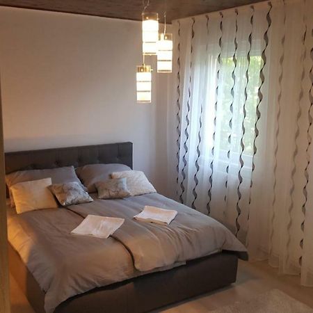 Gutenberg Utca Apartman Szeged Eksteriør billede
